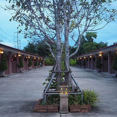 Rimmueng Resort Phanom Sarakham Eksteriør bilde