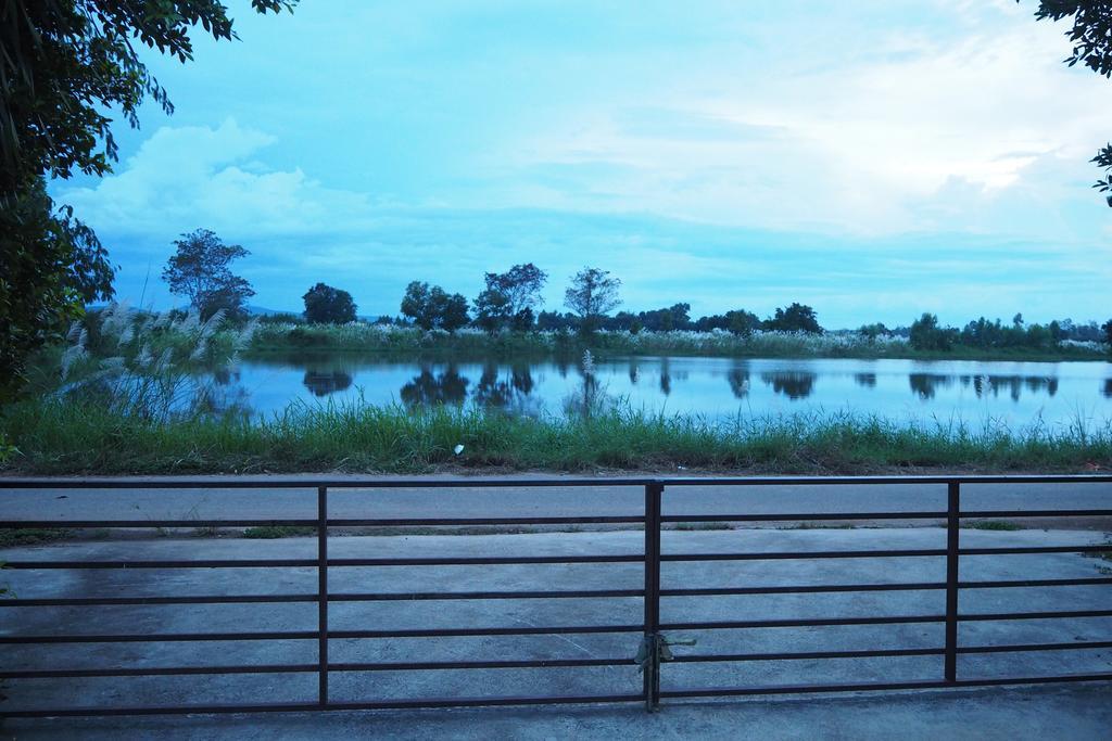 Rimmueng Resort Phanom Sarakham Eksteriør bilde
